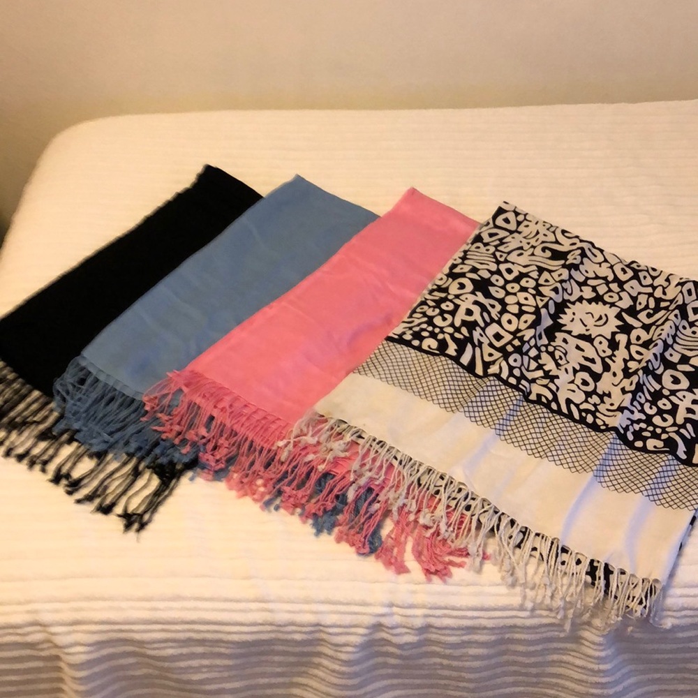 Pashminas (faux)